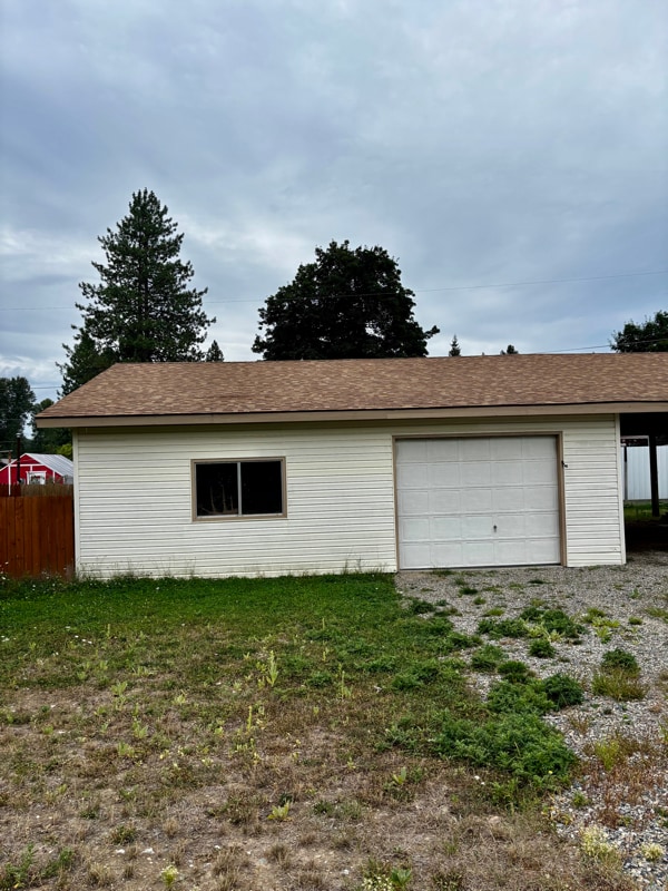 Building Photo - 248 Tamarack Ln
