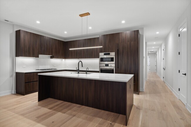 Foto del edificio - 232 S Green St