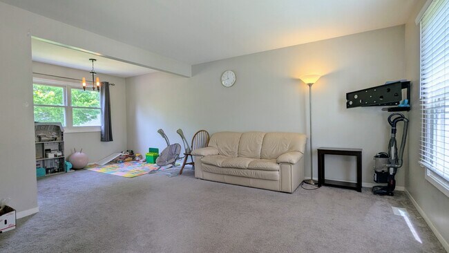 Foto del edificio - 1719 Butler Ct