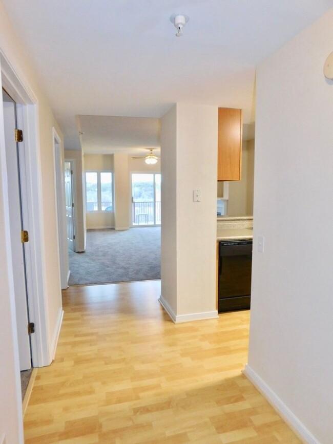 Foto del edificio - Anchor Point Condos - 301 Beacon Ridge Dr,...