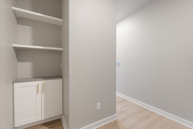 Building Photo - 2215 Dave Ward Dr