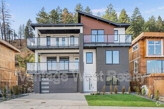 Building Photo - 3738 Astoria Dr