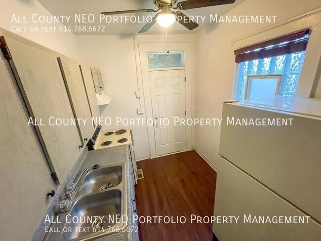 Foto del edificio - 2 Bed, 1 Bath Townhouse