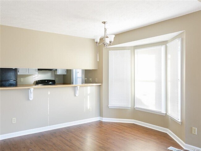 Building Photo - 851 Glen Reilly Dr