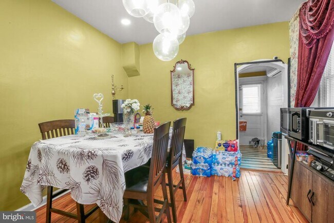 Foto del edificio - 3147 Edgemont St