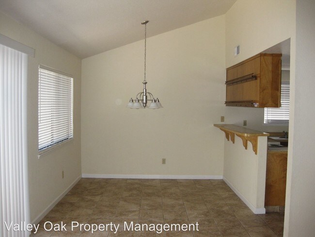 Building Photo - 3 br, 2 bath House - 2221 Chelmsford Drive