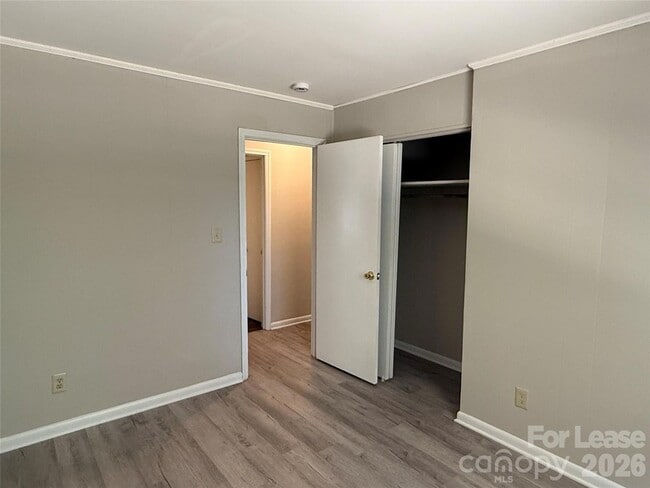 Foto del edificio - 524 Echodale Dr