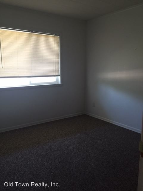 Building Photo - 1375 Harpst St