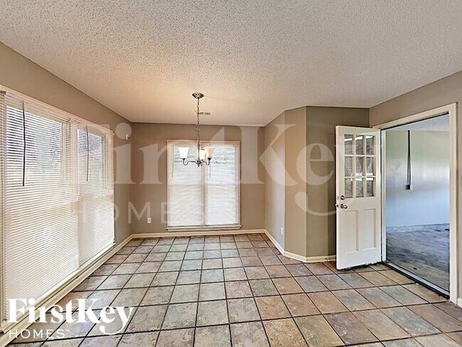 Building Photo - 7965 Freehold Cove