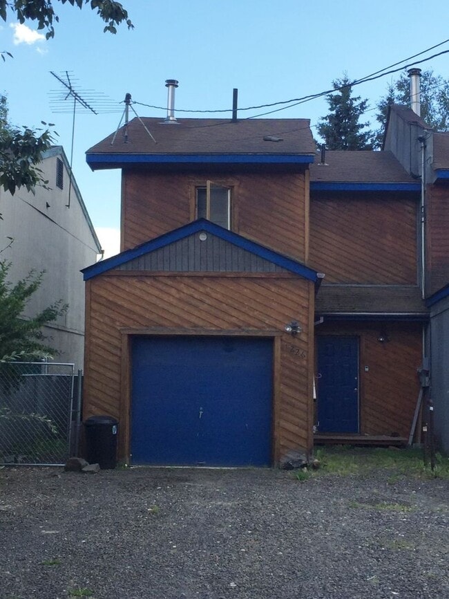 Building Photo - 1226 26th Ave