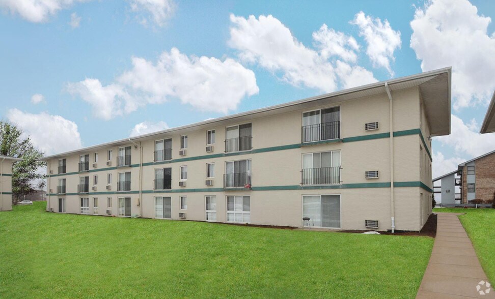 Amber Manor Apartments Rentals DeKalb, IL