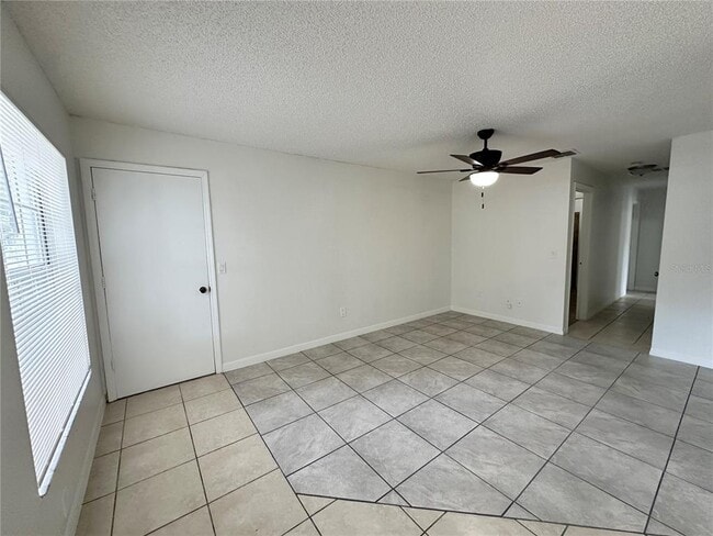 Building Photo - 463 Apopka Hills Cir