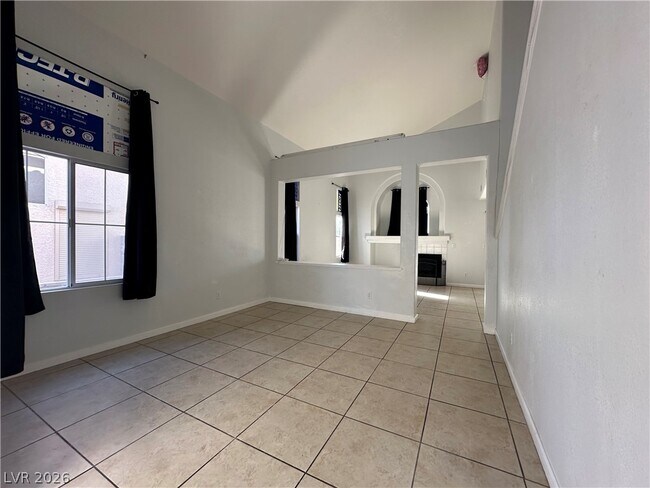 Foto del edificio - 8275 Cedar Leaf Dr