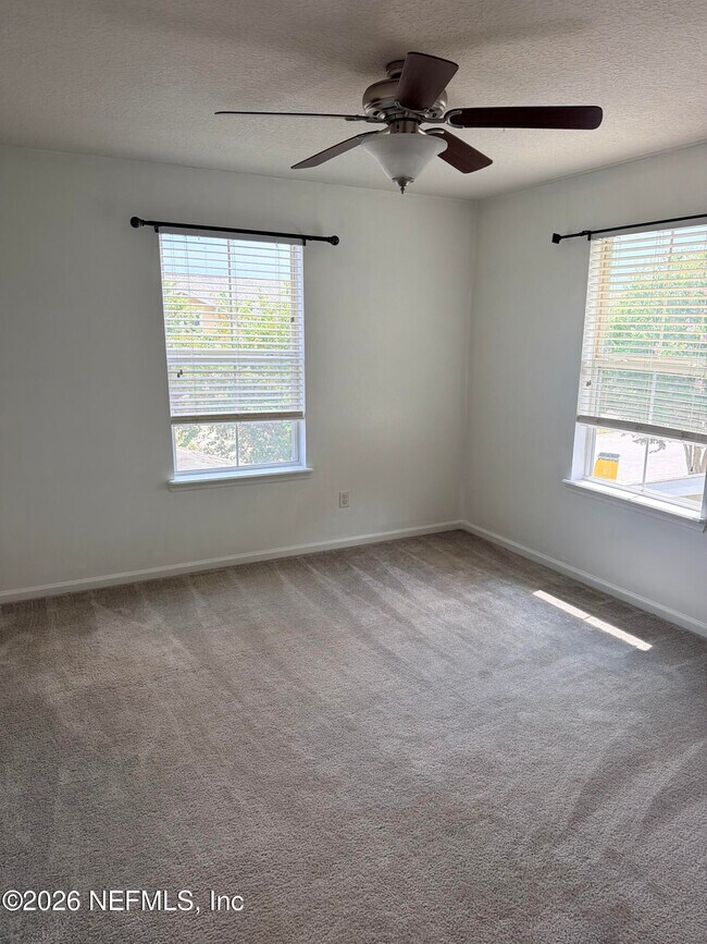 Foto del edificio - 8879 Inlet Bluff Dr