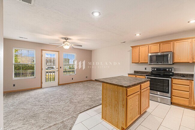 Foto del edificio - Southwest Omaha Townhome