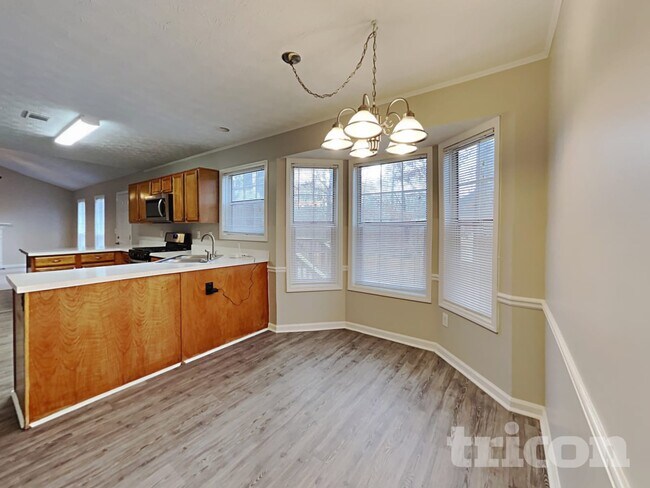 Foto del edificio - 4020 Brittan Glade Trail