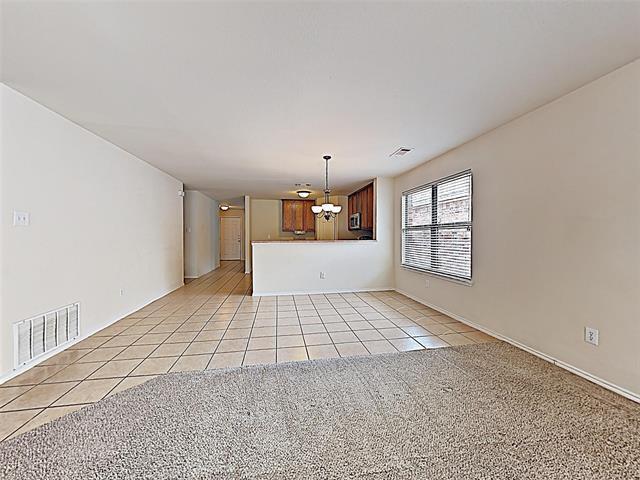 Foto del edificio - 5117 Meridian Ln