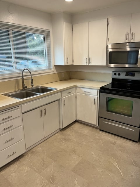 Building Photo - 19614 80th Ave W