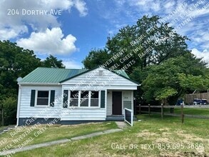 Building Photo - 204 Dorothy Ave