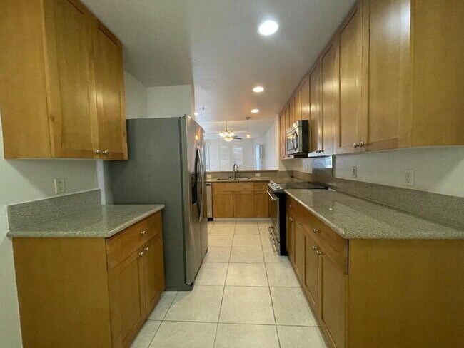 Building Photo - THE COLONY 2/2/tndm, gated, cntrl A/C, D/W...