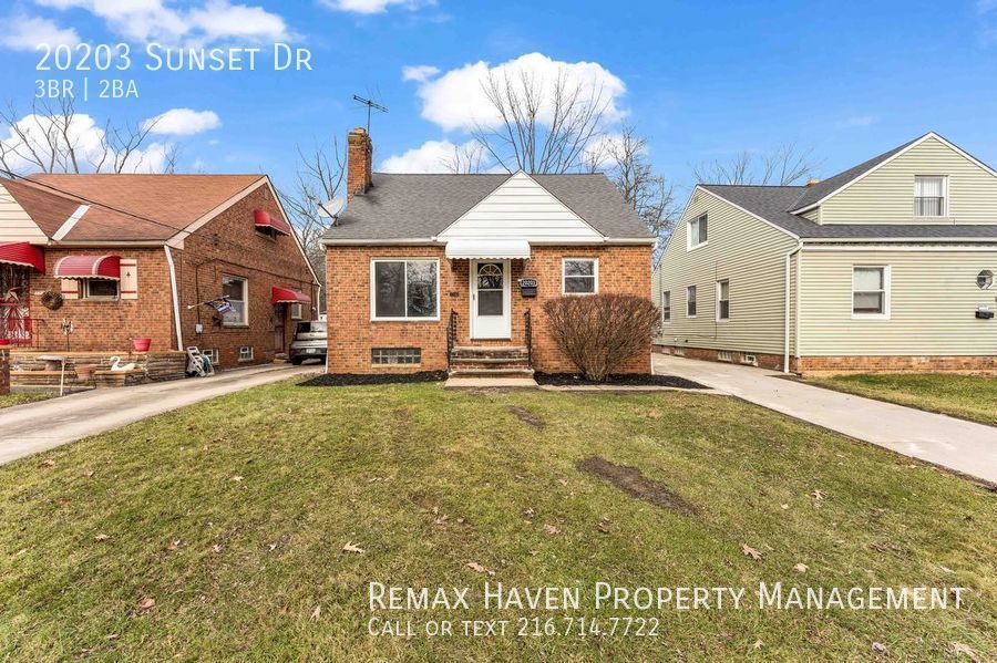 20203 Sunset Dr, Warrensville Heights, OH 44122 House Rental in Warrensville Heights, OH