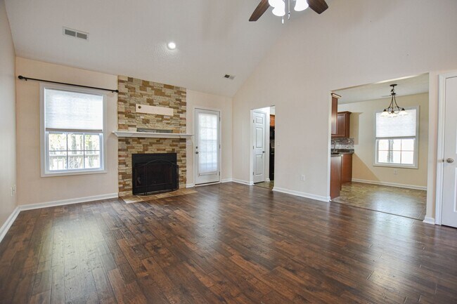 Foto del edificio - 1410 Scrub Oak Drive