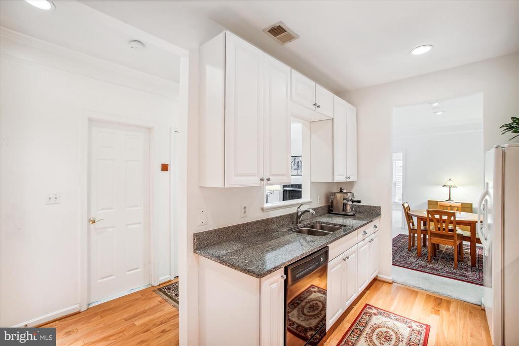 Foto principal - 6513 Grange Ln