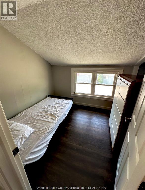 Building Photo - 157 PARK St