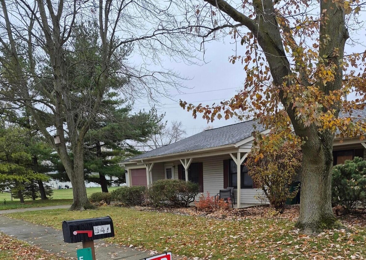 Foto del edificio - 545 Executive Blvd