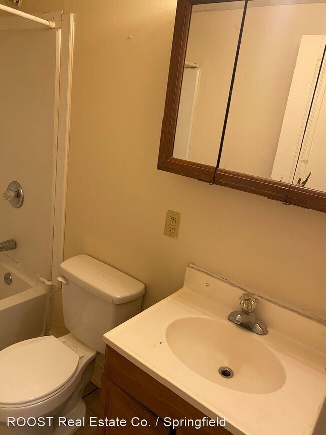 Building Photo - 2 br, 1 bath House - 1209 Tibbetts Ave