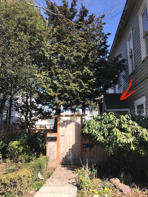 Building Photo - 1015 7th St