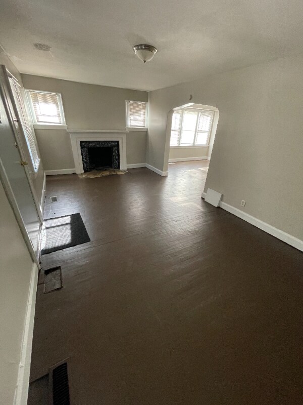 Building Photo - 3330 Orchard Ave