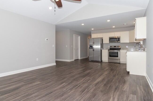 Photo - Now Pre Leasing 3 Bedroom 2 Bath Luxury Ranch Home In Winchester Ky!