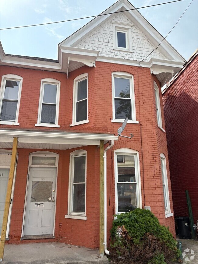 Building Photo - 13-15 Cleveland Ave