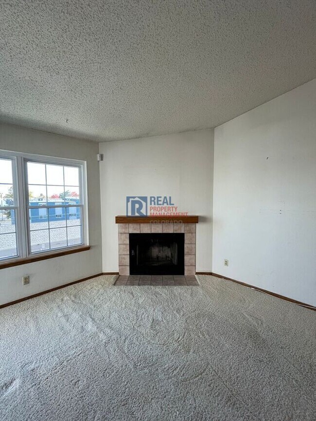 Foto del edificio - 5706 W Asbury Pl