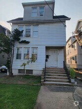 Building Photo - 249 Ampere Pky