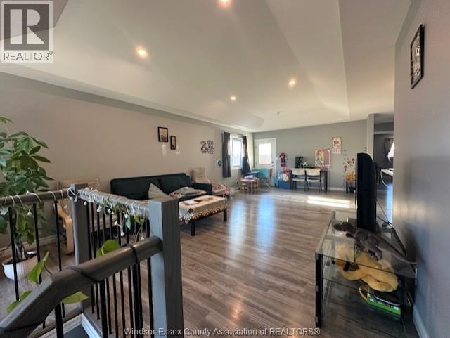 Building Photo - 3161 Viola Cres