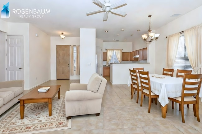 Building Photo - Gorgeous 3-bedrooms, 2-baths home in the desirable Granville community of Prescott Valley!