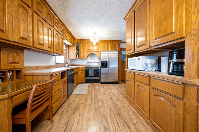 Foto del edificio - 6749 Jackson St NE