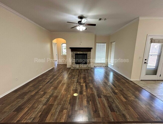 Foto del edificio - 10237 Hawthorn Dr