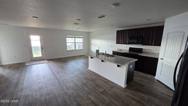 Foto del edificio - 7147 Hatteras Blvd