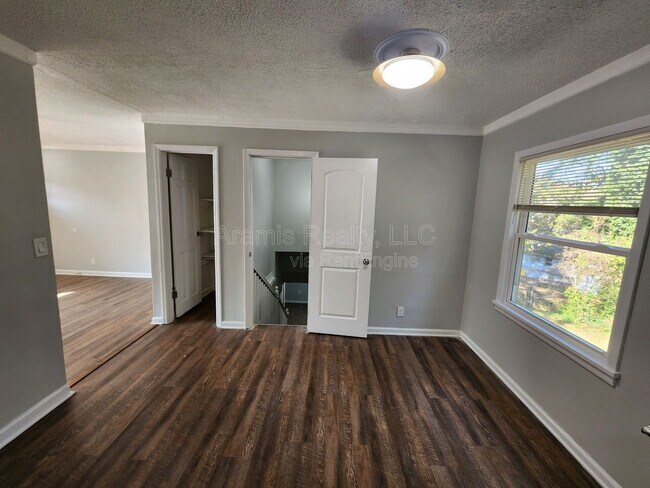 Foto del edificio - 245 Argus Cir NW