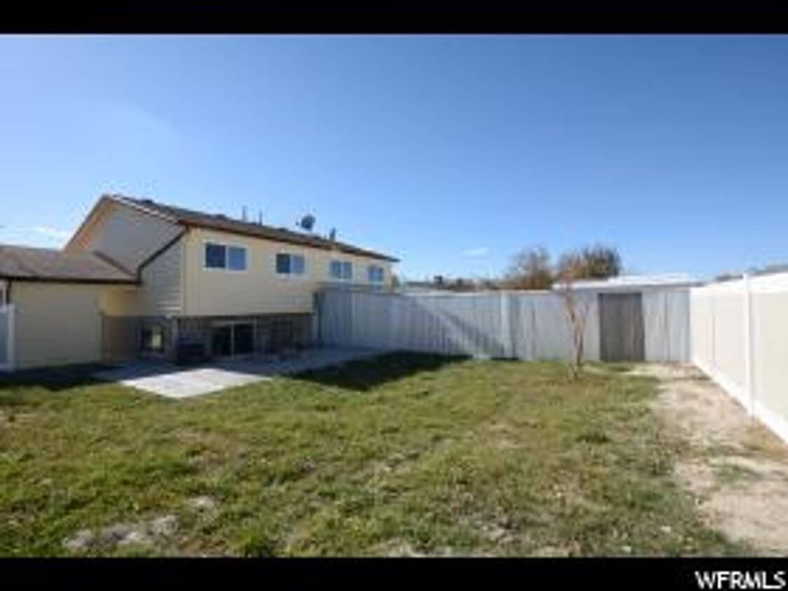 Primary Photo - Renovated Duplex in Salt Lake City - GREAT...