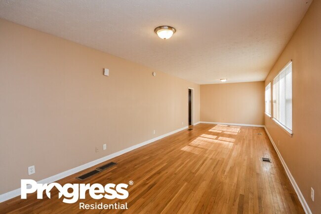 Building Photo - 1264 Northside Dr NW