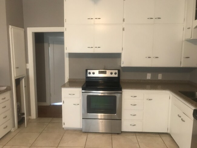 Foto del edificio - 522 S Gray St