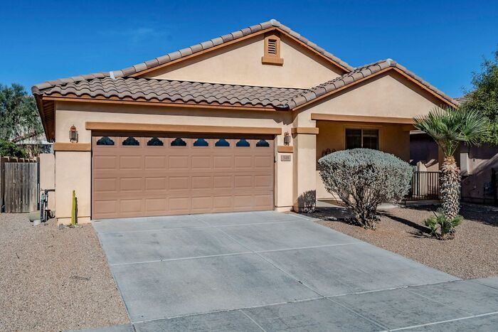 Primary Photo - Spacious Elegance in Rancho Sahuarita’s Ga...