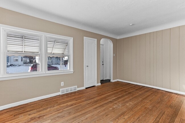 Building Photo - 19595 Waldron St