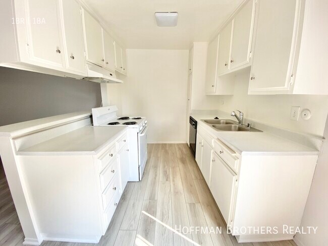 Foto del edificio - 3337 S Canfield Ave
