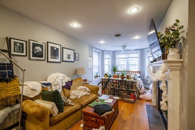 Foto del edificio - 941 W Gordon Ter