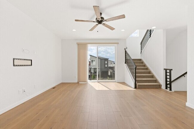 Foto del edificio - "Charming 3-Bed Home on Starry Night Lane ...